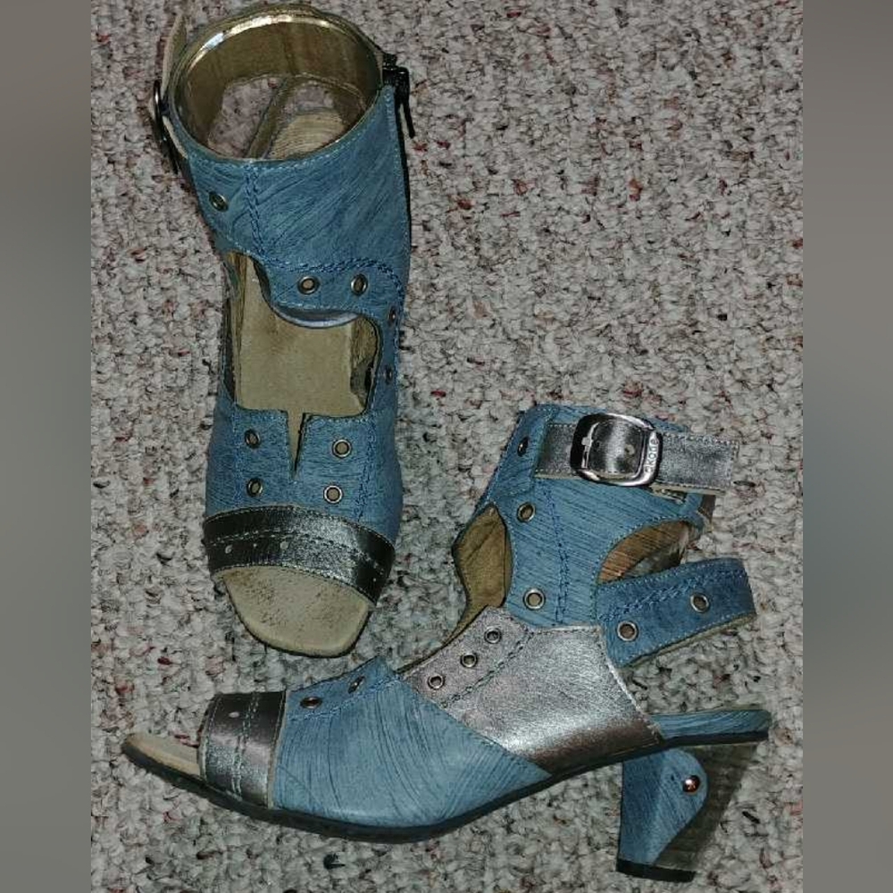 Dkode heeled leather sandals